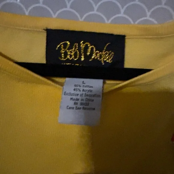 💚 SALE! Bob Mackie Bright Yellow Top - Picture 3 of 8